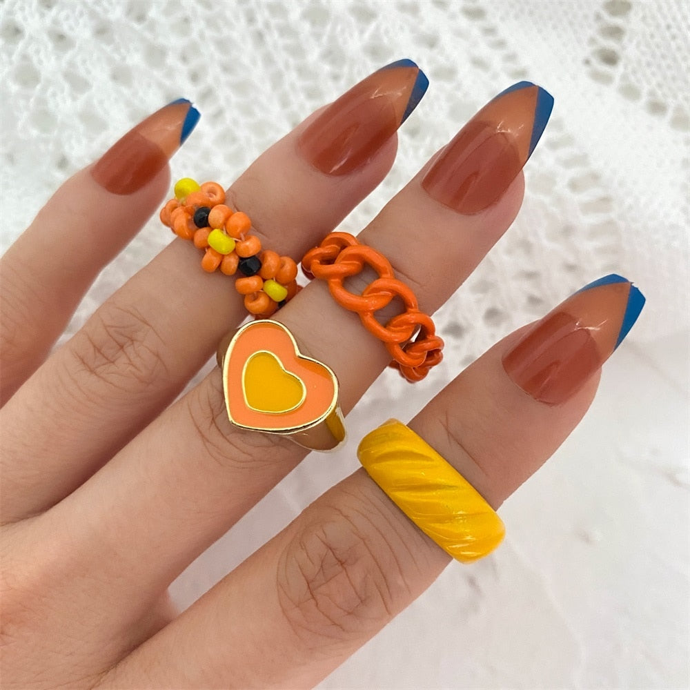 KISS WIFE Vintage Golden Heart Smile Rings Set for Women Ins Style Colorful Love Rings Cute Finger Rings for Girls Jewelry Gifts