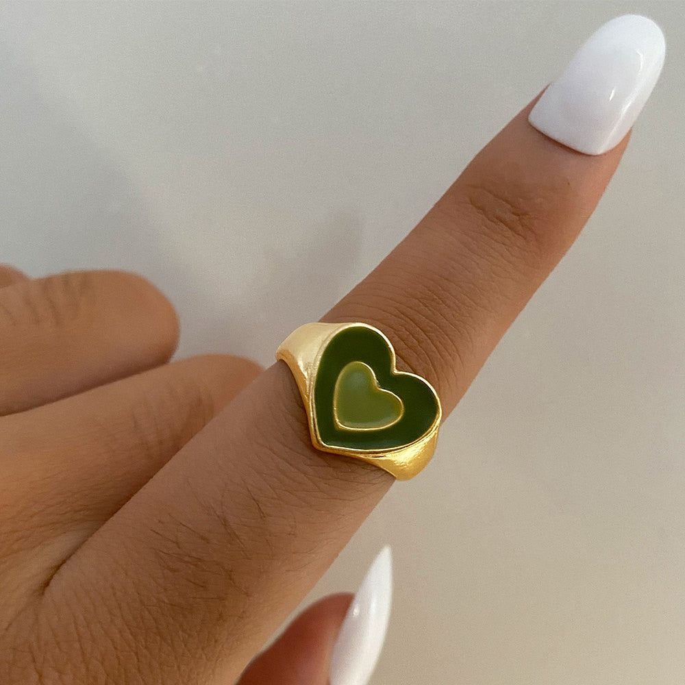 KISS WIFE Vintage Golden Heart Smile Rings Set for Women Ins Style Colorful Love Rings Cute Finger Rings for Girls Jewelry Gifts