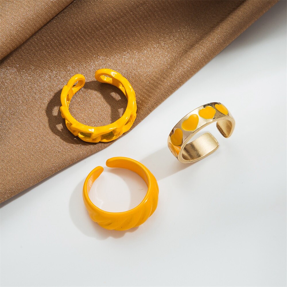 KISS WIFE Vintage Golden Heart Smile Rings Set for Women Ins Style Colorful Love Rings Cute Finger Rings for Girls Jewelry Gifts